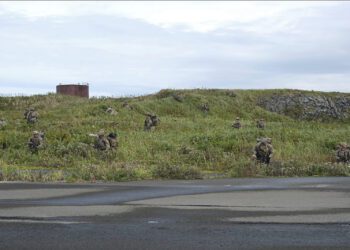 In this image released by the U.S. Army, U.S. Army soldiers assigned to 1st Battalion, 501st Parach...