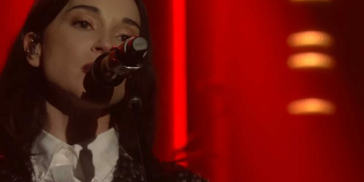 Watch St. Vincent Perform 'Flea' and 'Big Time Nothing' on 'The Tonight Show'