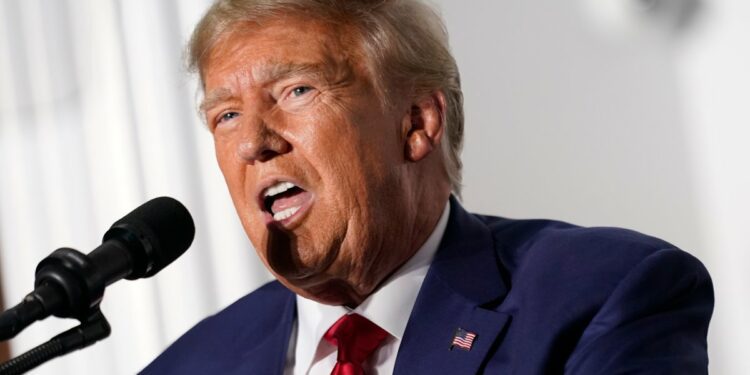 What led to rumors Trump shared about Venezuelan gangs taking over Colorado building? – NBC New York