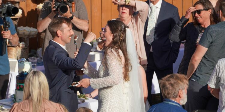 Where there's Hope in Alaska: Solitude, nature, neighbors