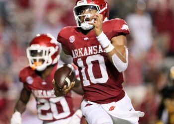 Why DraftKings voided all Arkansas bets after 70-0 victory