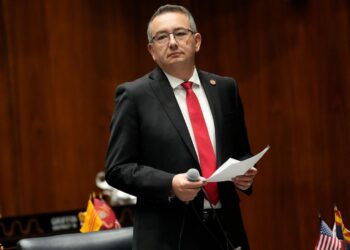 With immigration and abortion on Arizona's ballot, Republicans are betting on momentum