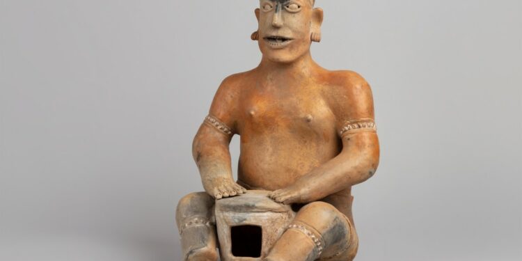 Artefacts held in Swiss private collection return to Latin America