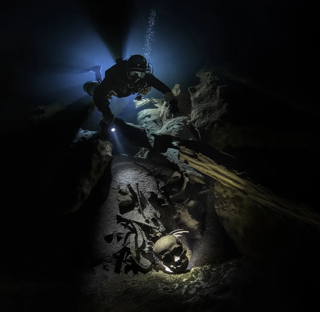 Divers in Mexico's Underwater Caves Get a Glimpse of Rarely Seen Artifacts, Fossils and Human Remains