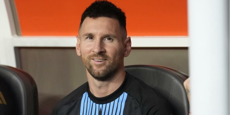 Leo Messi returns to lead Argentina in crucial October qualifiers