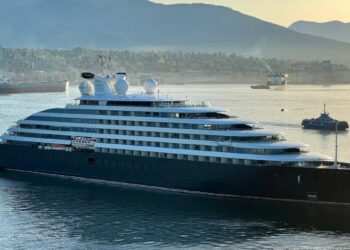 Propulsion Issue Could Impact Expedition Ship’s Arctic Itinerary