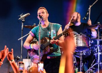 Band Reveals Dates for US and Canada – Hollywood Life