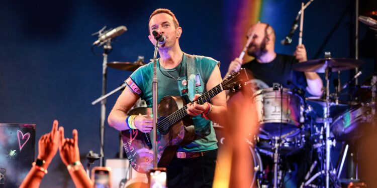 Band Reveals Dates for US and Canada – Hollywood Life