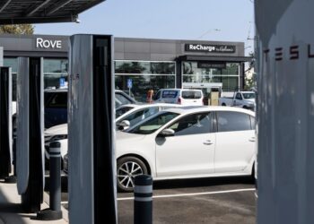 Novel EV charging hub in Santa Ana comes with sushi, lounge – Orange County Register