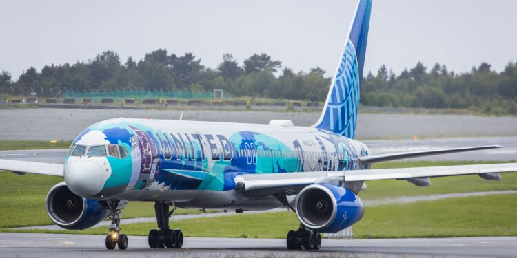 United Airlines Plans To Serve 32 European Airports Next Summer