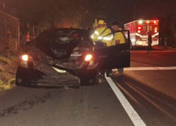 Aparatoso accidente en El Salvador cobra la vida de un hombre