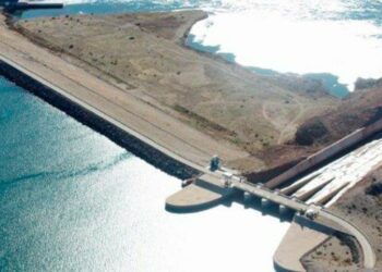 Argentina plans public tender for sale of majority shares in four major hydropower plants