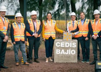 Walmart breaks ground on AI-powered warehouse in Guanajuato