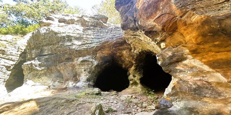 The Natural Wonder in Arkansas is the Definition of a Hidden Gem