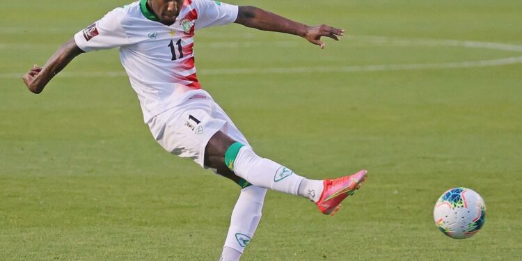 Former Eredivisie pair shine as Suriname thrash Guyana 5-1