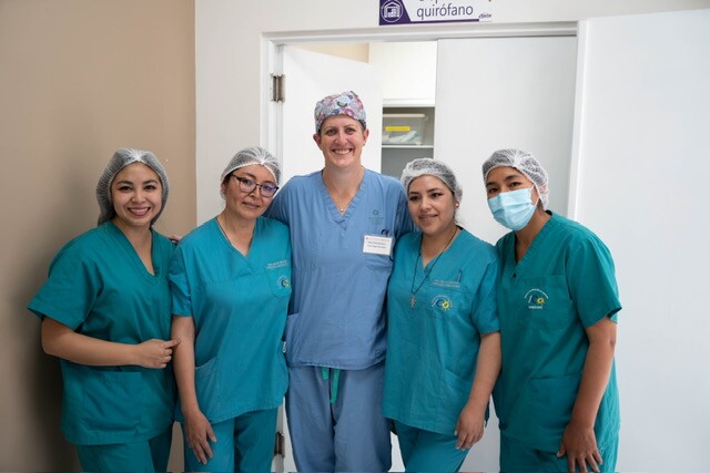 Dr. Erin Stevens works with surgeons in Bolivia to teach them life-saving skills that many patients in North America take for granted.