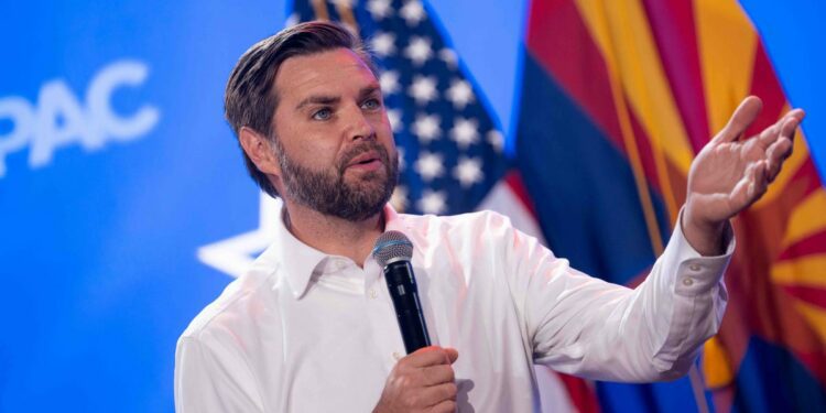 Aurora mayor says before Trump visit