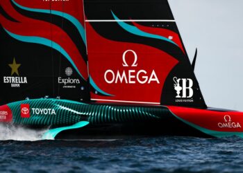 Historic New Zealand retain the America's Cup 7-2 as Ineos Britannia and Ainslie come up short in Barcelona