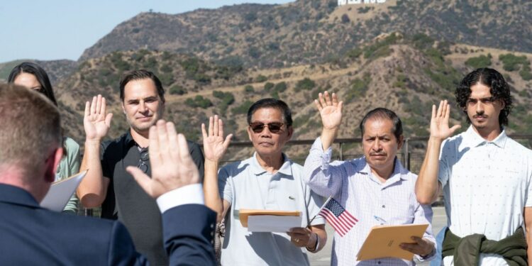 Nine new United States citizens were welcomed at historic Griffith Observatory – Daily News