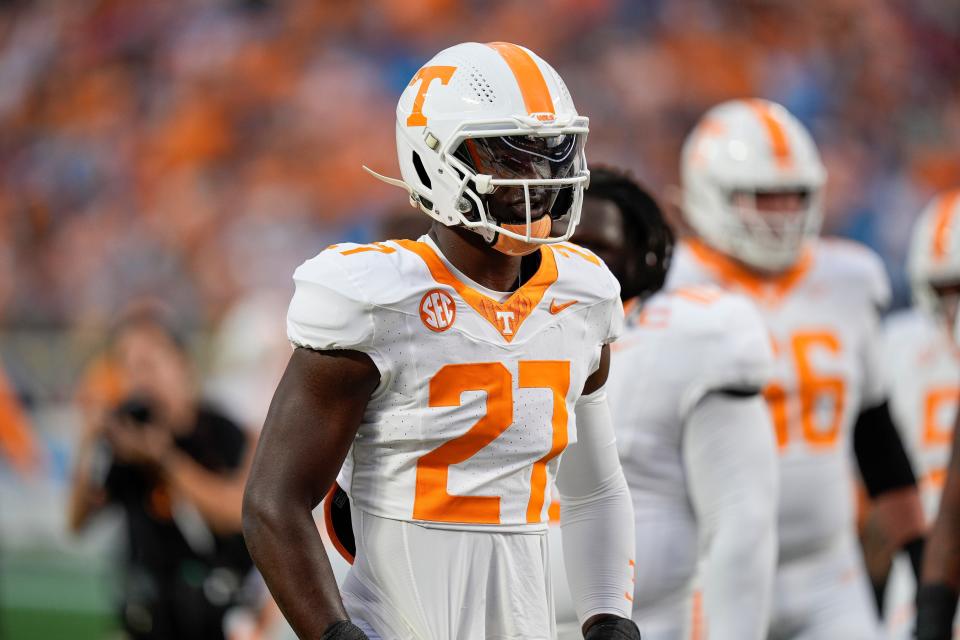 Sep 7, 2024; Charlotte, North Carolina, USA; Tennessee Volunteers defensive lineman James Pearce Jr. (27) during pregame activities against the North Carolina State Wolfpack at the Dukes Mayo Classic at Bank of America Stadium. Mandatory Credit: Jim Dedmon-Imagn Images