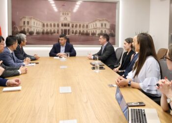 Taiwanese experts highlight Paraguay’s potential for establishing semiconductor factories