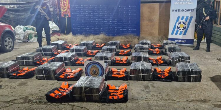 Uruguay is gripped by cocaine trafficking amid elections