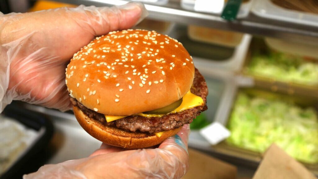 Quarter pounders back on McDonald's menu in US after E.coli outbreak - but cases expected to rise | US News