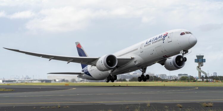 LATAM Relaunches Boeing 787 Sydney To Santiago Route