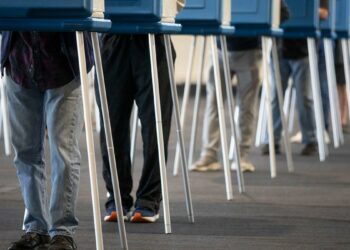 Arizona high court rules Secretary of State must turn over list of noncitizens on voter roll