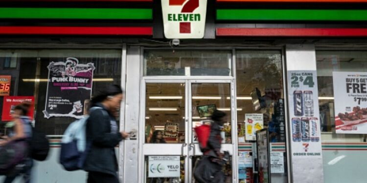 7-Eleven to close over 400 stores in North America