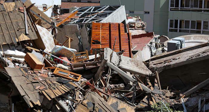 A hotel collapses in Argentina and leaves 1 dead and several trapped