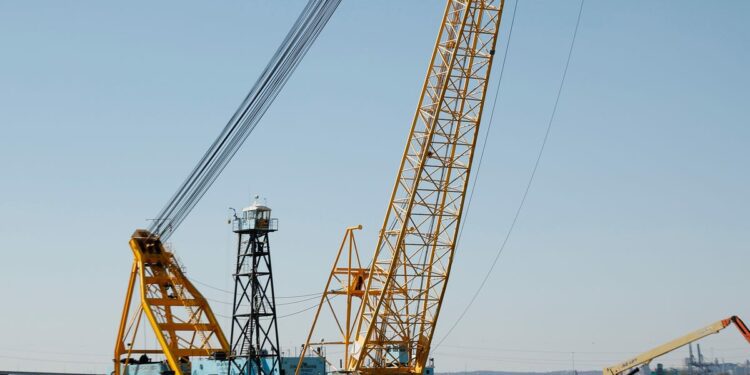 A potential port strike may throw a curve ball for small businesses