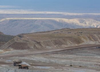 A tiny town in Arizona's copper country is having a comeback — largely due to Latinos