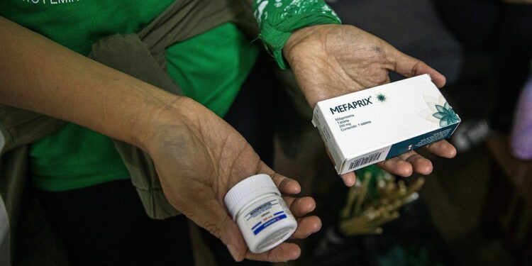 American women go to Mexico for abortions