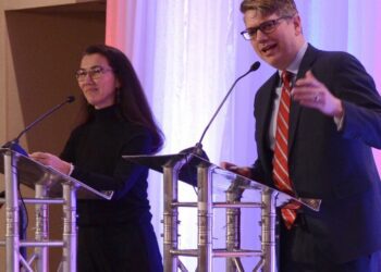 As early voting opens, Peltola and Begich III meet for last face-to-face forum before Election Day