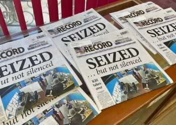 BBC World Service - The Documentary Podcast, US local news 2024: On the front page frontline