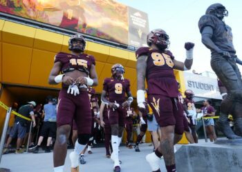 Best prices for college football game