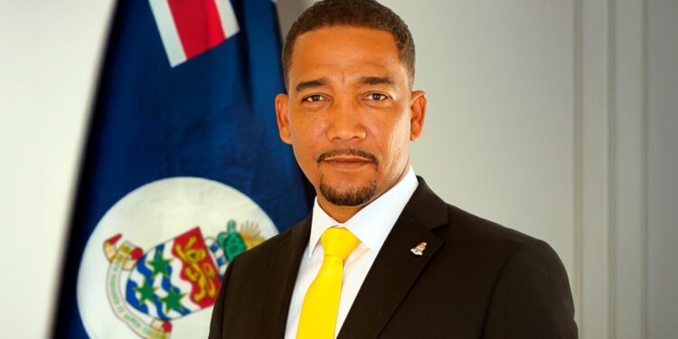 Cayman Islands considers allowing cruise ship casinos as incentive for extended stays