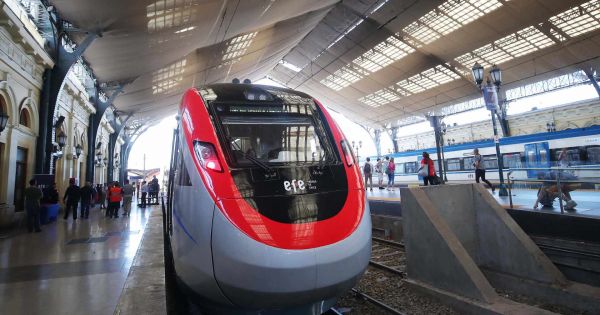 Chile launches new fast train service — MercoPress