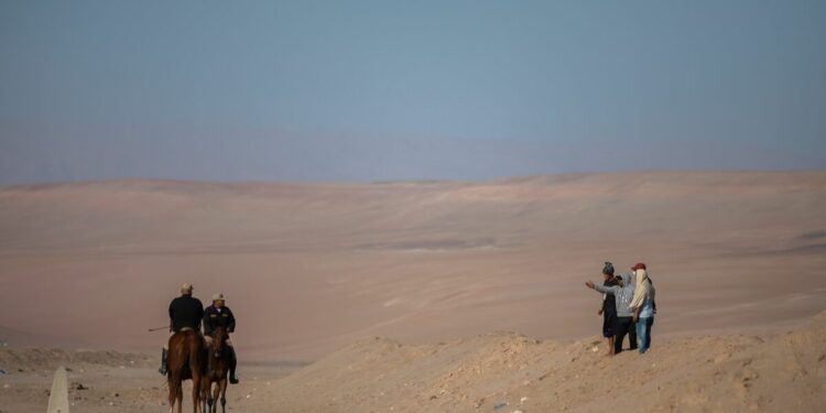 Chile se vuelve el país más contrario a la inmigración: encuesta