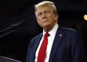 Colorado governor, senator, representatives to hold news conference "slamming Trump" hours before Donald Trump's Aurora rally