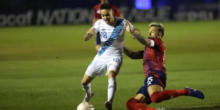 La última vez que se vieron las caras, el pasado 9 de septiembre, Guatemala y Costa Rica igualaron 0-0. (Foto: Nuestro Diario Guatemala)