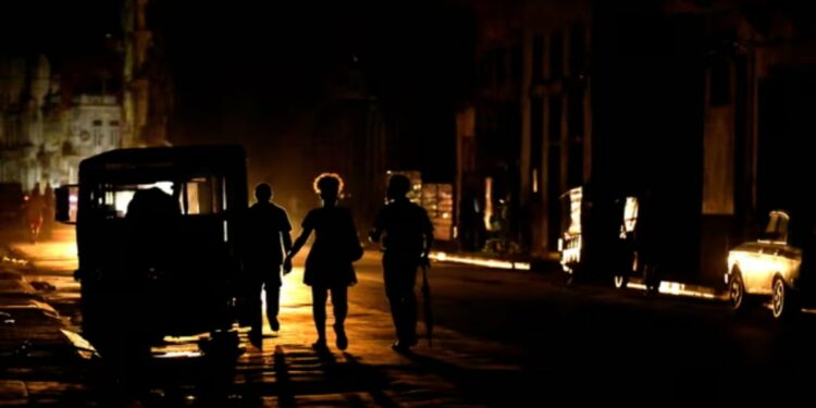 Cuba gradually restores power after two total blackouts left the island paralysed – Firstpost