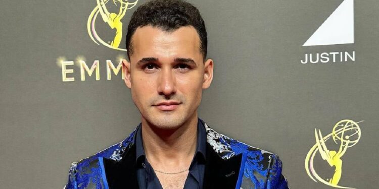 Cuban-American Actor Carlo Arrechea Reflects on His Childhood Dream of Eating an Apple