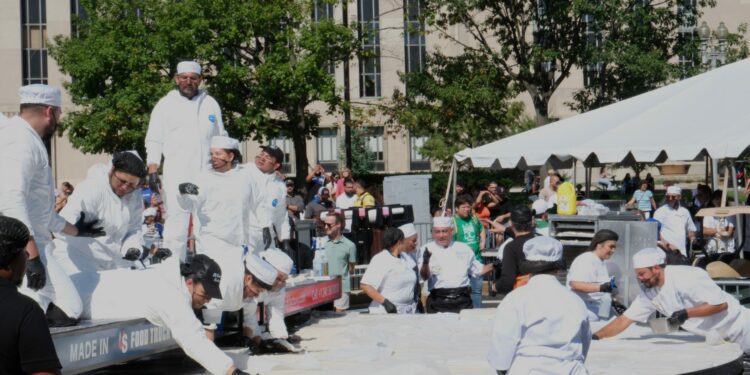 D.C. celebrates Hispanic Heritage Month with the world’s largest pupusa