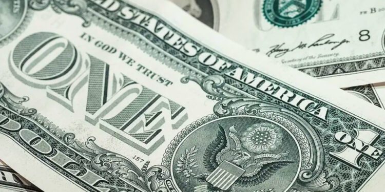 Dollar Experiences Gradual Rise in Cuba's Informal Market