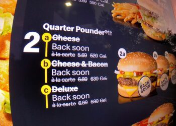 E Coli outbreak leaves one dead, over two dozen in Colorado sick from McDonalds quarterpounders