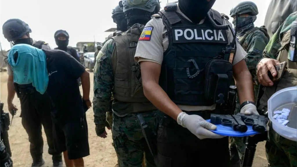 El operativo se realizó en la localidad de Durán, conocida como la capital del crimen en Ecuador.