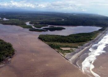 El Salvador commits savings from creative debt refinancing to river conservation