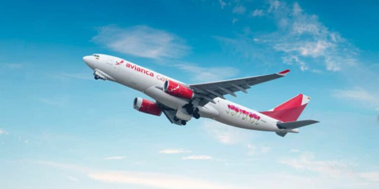 Flowers for Ecuador: Avianca Cargo strengthens its commitment